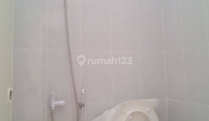 Rumah siap huni harga terjangkau lokasi strategis  9