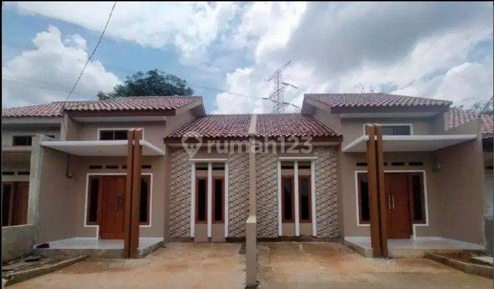 Rumah Dekat Stasiun, Sekolah, Jalur Angkot. 1