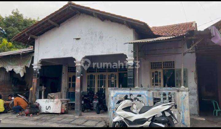 Rumah Tua Hitung Tanah Di Daerah Kosambi, Jakarta Barat 1