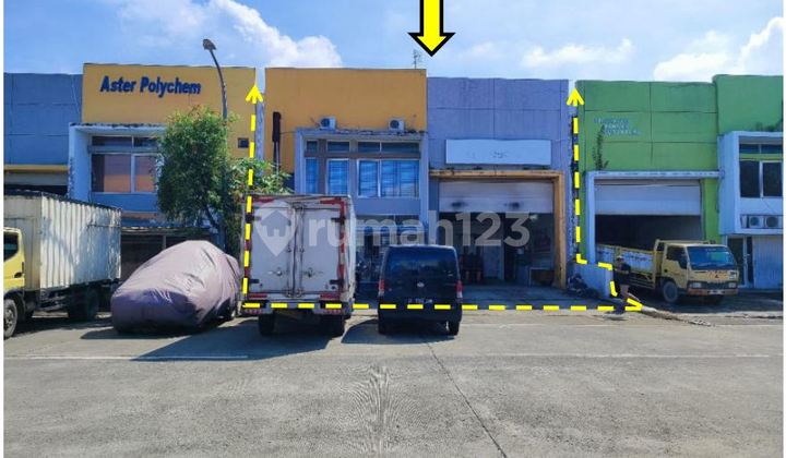 Bizpark Warehouse for Sale via Auction