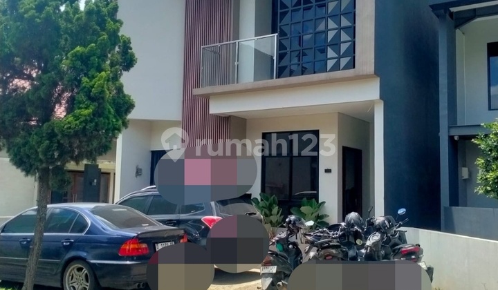 Rumah Baru Gress Siap Huni di Kawasan Premium Singgasana