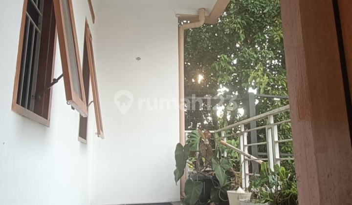 Jual Cepat Rumah 3 Lantai Daerah Cipedes 2