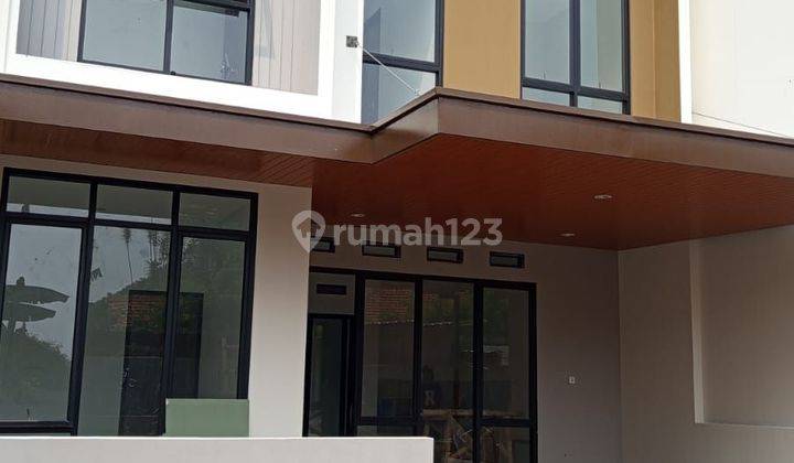 Dijual Rumah Modern Klasik ,dekat Mrt Lebak Bulus ,sidha Shm Dan Siap Huni 2