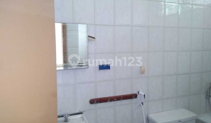 Di sewakan rumah 1 Lantai cocok untuk hunian atau kantor at Duren tiga Jaksel  7