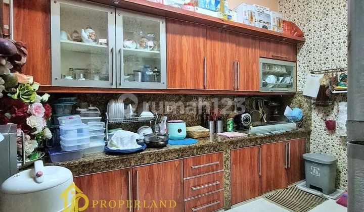 Dijual murah rumah bagus dengan taman luas at Simprug Garden Jaksel 8