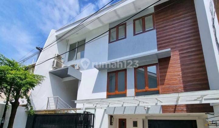 Dijual rumah modern minimalis harga menarik at Cilandak Jaksel 1