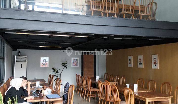 Disewakan ex Cafe Resto 3 Lantai full furnished at Ampera Jakarta Selatan 2