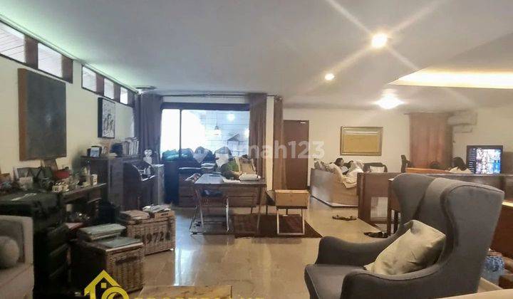 Dijual rumah harga banting mendekati NJOP at Kemang Jakarta Selatan 2