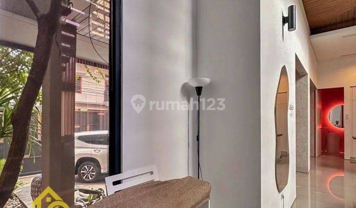 Dijual rumah minimalis harga ekonomis at Kemang Jakarta Selatan 2