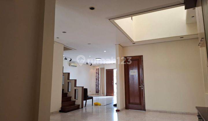 Disewakan Rumah Bagus Cocok Untuk Hunian Atau Kantor At Kebayoran Baru Jakarta Selatan 2