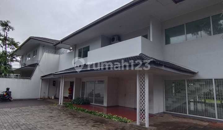 Disewakan Rumah Bagus Cocok untuk Hunian atau Kantor At Cipete Jakarta Selatan Disewakan Rumah Bagus Cocok untuk Hunian atau Kantor At Cipete Jakarta Selatan