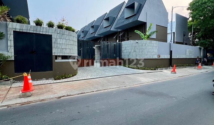 Dijual Rumah Baru Desain Modern Dalam Cluster At Pondok Labu Jaksel