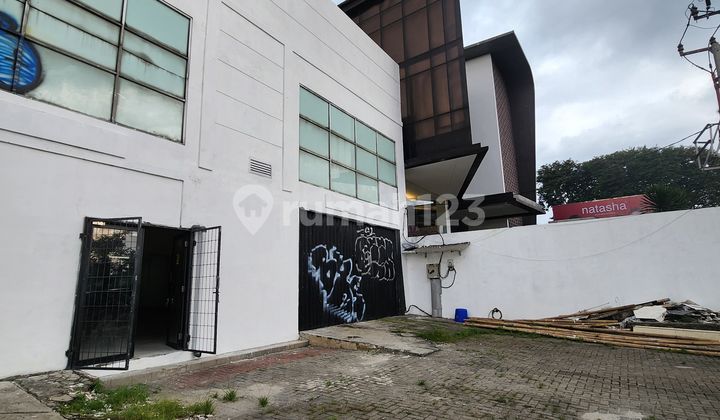 Disewa/Dijual Ruang Usaha Siap Pakai At Margonda Depok Jawa Barat