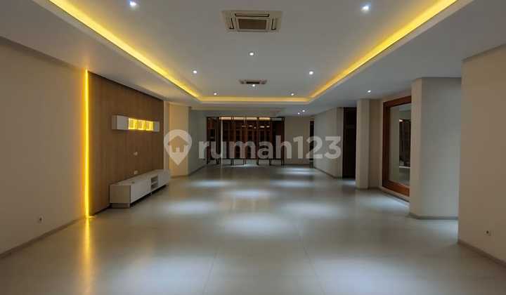 Disewakan Rumah Bagus Cocok Untuk Hunian Atau Kantor At Menteng Jakpus 2