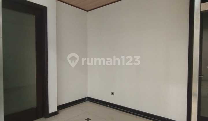 Dijual Bangunan Komersil Harga Banting Dibawah NJOP At Kebayoran Baru Jaksel