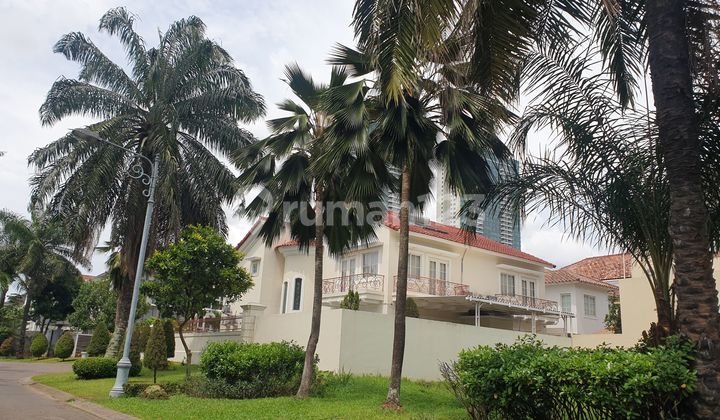 Di jual rumah melalui lelang AS IS di Taman Beverly Golf jl. Danau Semayang Lippo Karawaci Kelapa Dua Tangerang 