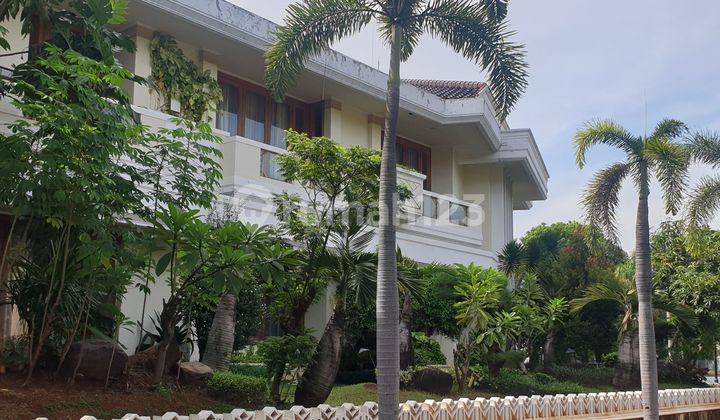 Rumah di jual 2 lantai melalui LELANG AS IS di Jl. Tampak Siring kel.Kelapa Gading Jakarta Utara