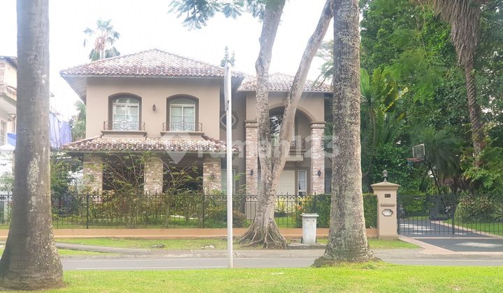 Di Jual Rumah 2 Lantai dengan Mekanisme Lelang di Perum Lippo Karawaci Jl.boulèverad Palem Indah Kec.kelapa Du Kab.tangerang