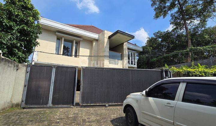 Di Jual.rumah 2 Lantai Dengan Cara Lelang As Is/apa Adanya  1