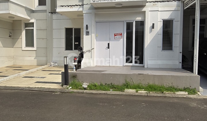 Di Jual Rumah 2 Lantai Dengan Cara Lelang Negara Apa Adanya Denga Sistem Pambayaran Chas Keras di Perumahan Lavon 2 No.2, Sindang Jaya, Sindang Jaya, Tangerang, Banten, Indonesia, 15560, Sindang Jaya 2
