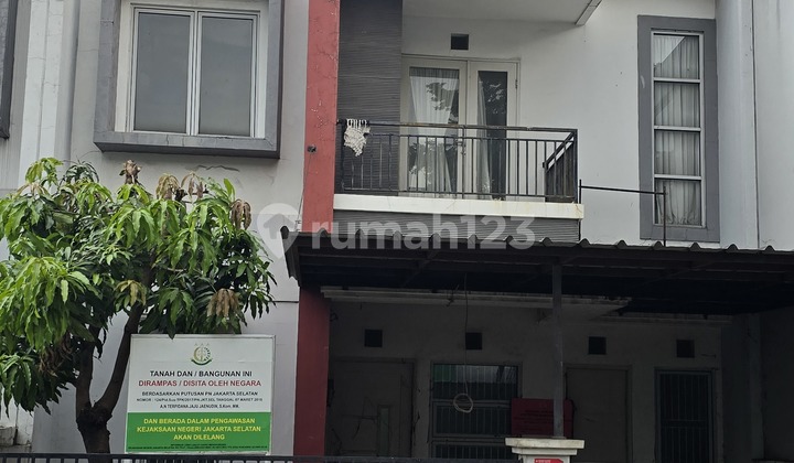 Di Jual Rumah.2 Lantai.dengan Cara Lelang Negara Dengan Cara Pembayaran.chas Leras Dan.apa Adanya di Jl. Taman Buah Boulevard no. 20, Larangan Utara, Larangan, Kota Tangerang, Banten, Indonesia, Larangan