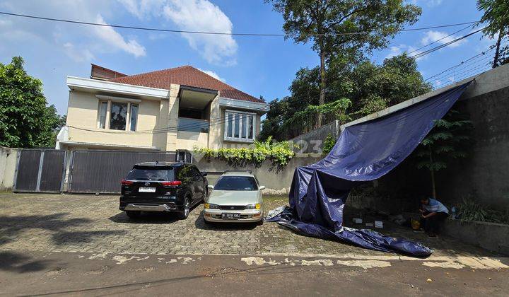 Di Jual.rumah 2 Lantai Dengan Cara Lelang As Is/apa Adanya  2