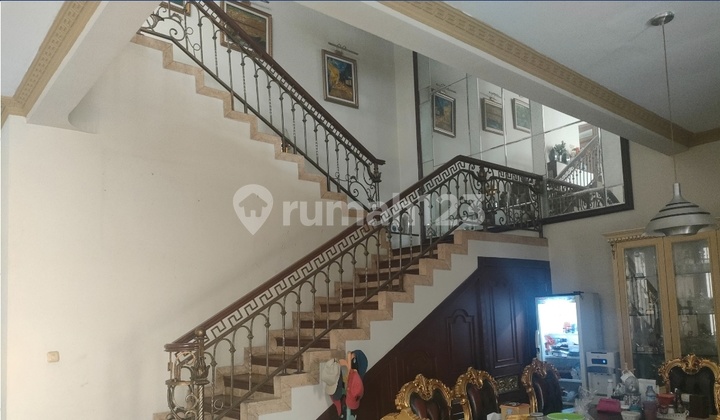 Di Jual Rumah Mewah 2 Lantai Dengan Melalui Lelang Negara As Is/apa Adanya  2