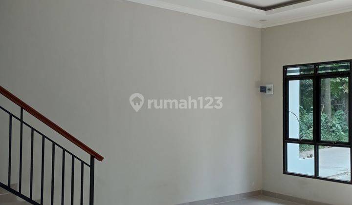 RUMAH MODERN SIAP HUNI DI PAMULANG DEKAT UNPAM DAN PAMULANG SQUARE 12