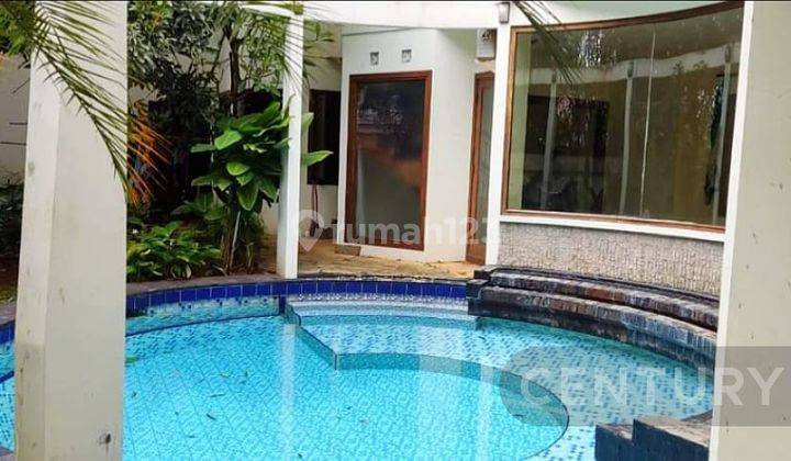 Rumah Di Lingkungan Executive Segi Tiga Emas Kota Jakarta 2