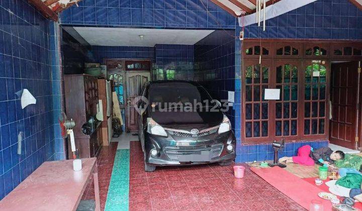 DIJUAL RUMAH BUTUH CEPAT 2 LANTAI DI TYTYAN KENCANA BEKASI 2