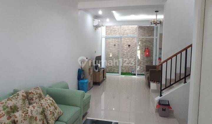 Rumah murah dan Nyaman cluster Vasana Harapan Indah Bekasi  1