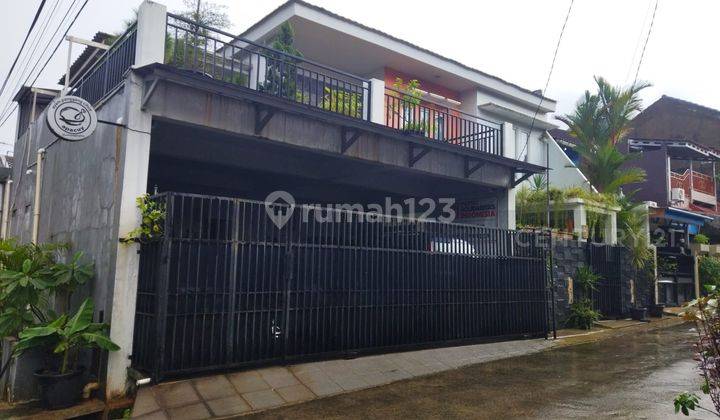 Rumah 2 Lantai Bagus Siap Huni Lokasi Strategis 1