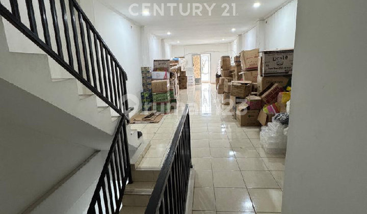 For Sale or Rent Shop House by Main Road, in Perumnas 1 West Bekasi 2