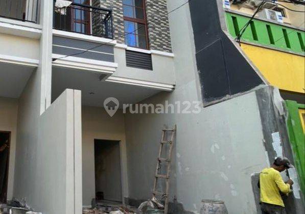 Dijual Rumah 3 Lantai Bagus di Tomang Rawa Kepa, Jakarta Barat 1