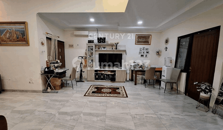 House in Aralia Cluster Close to All Facilities in Kota Harapan Indah 2