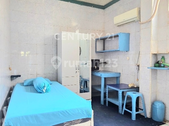 Residential House with Boarding House Business in Kramat, Central Jakarta 2