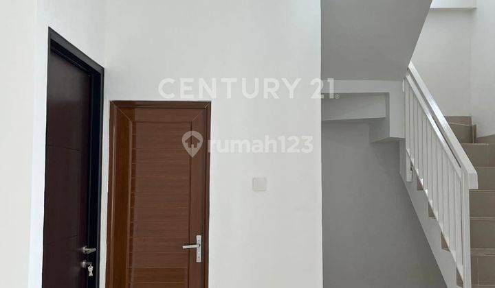 Di Jual Rumah Bagus Dan Baru 2 Lantai PHR, Bekasi 2