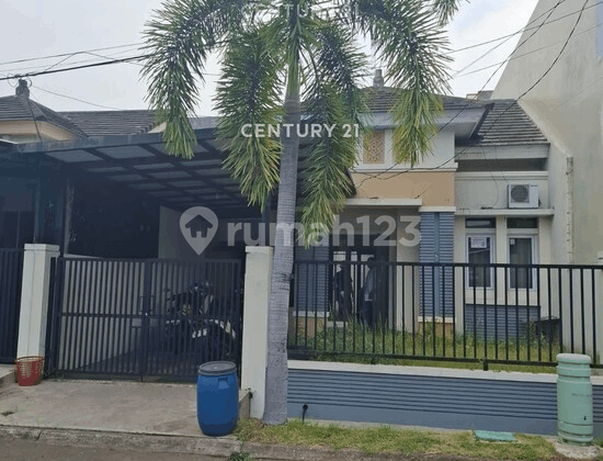 Rumah Rapi dan Siap Huni Cluster Aralia Harapan Indah Bekasi