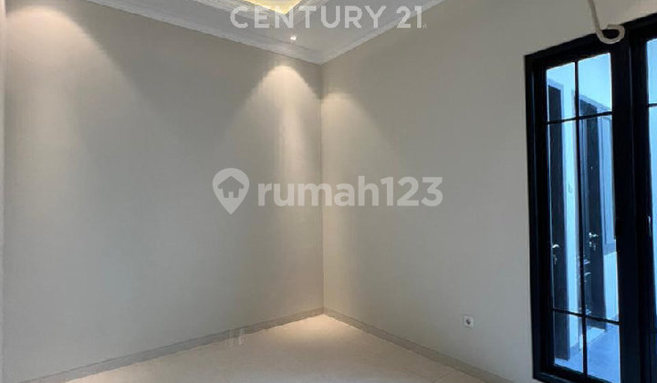 Dijual Rumah Cantik Siap Huni Brand New, Cempaka Putih, Jakarta 2