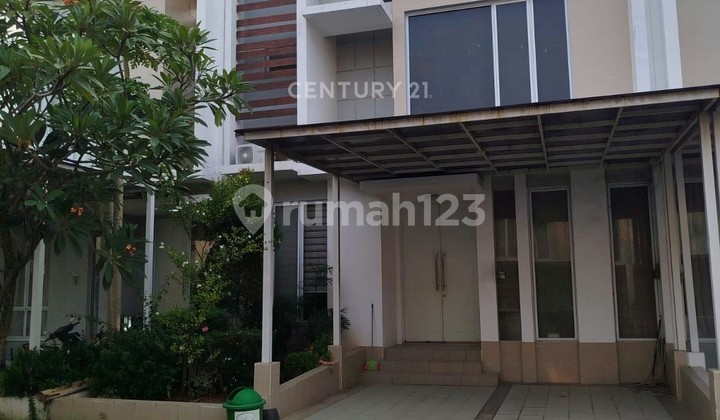 House in Cluster Yarra Jakarta Garden City East Jakarta