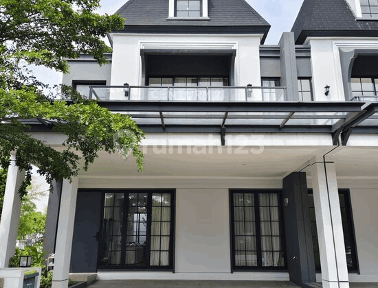 Rumah American Style 2 Lantai di Cluster Costaria Metland Menteng Rumah American Style 2 Lantai di Cluster Costaria Metland Menteng