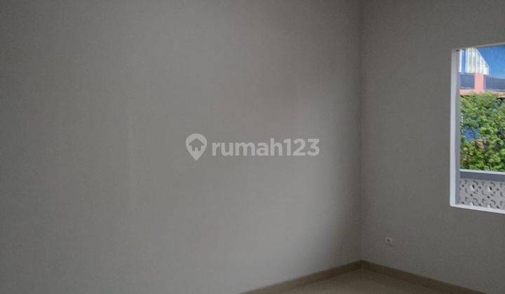 Dijual Rumah Cantik, Sudah Renovasi Dan Kokoh di Harapan Indah Bekasi 2