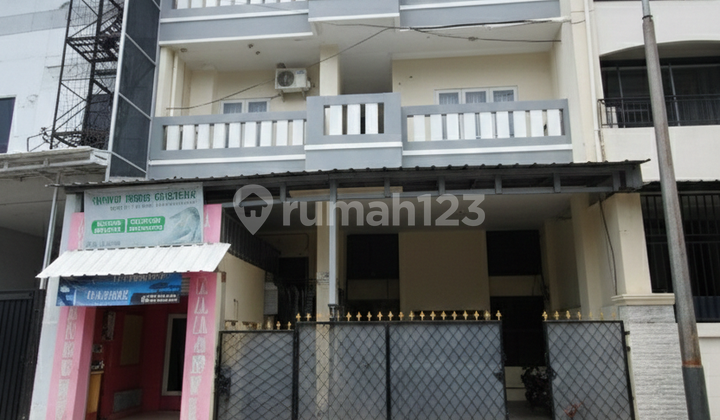 Dijual Cepat - Kos-Kosan Produktif 3 Lantai - Kelapa Gading