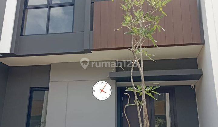 Di sewakan Cepat Rumah di Summarecon Crown Gading Harapan Indah Bekasi 1