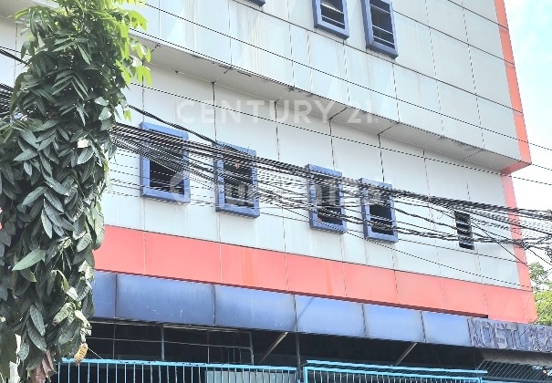 Residential House with Boarding House Business in Kramat, Central Jakarta