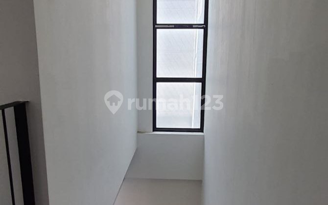 Baru Gress‼️Lebar 6 Rumah di Nirwana Eksekutif 2 Lantai Row Jalan 3 Mbl 5