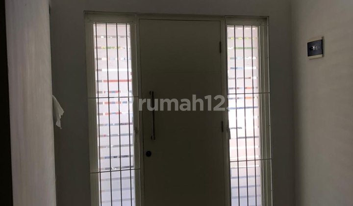 Disewakan Atau Dijual Rumah Luas 105m2 di Green Orchid Malang 2