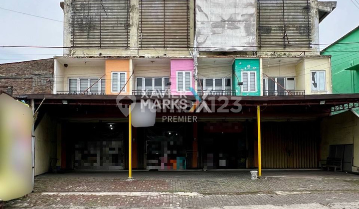 Rumah Usaha Sangat Strategis Nol Jalan Raya Wendit Siap Pakai