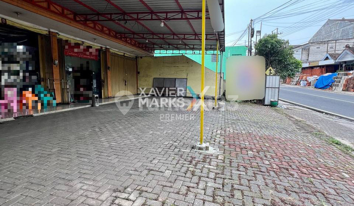 Strategic Commercial House Zero Wendit Highway Road Ready to Use 2