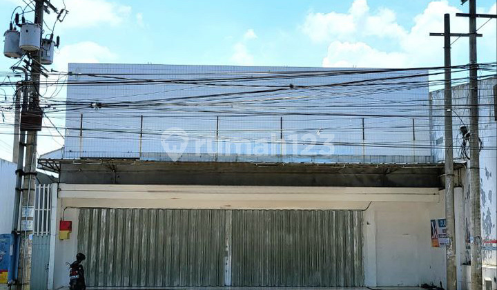 Rumah Usaha Plus Gudang Lokasi Strategis Di Jalan Poros Malang